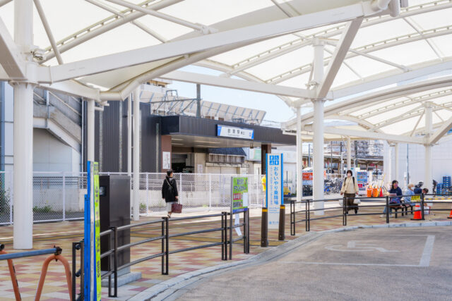 鶴瀬駅東口より徒歩1分、通院しやすいアクセス